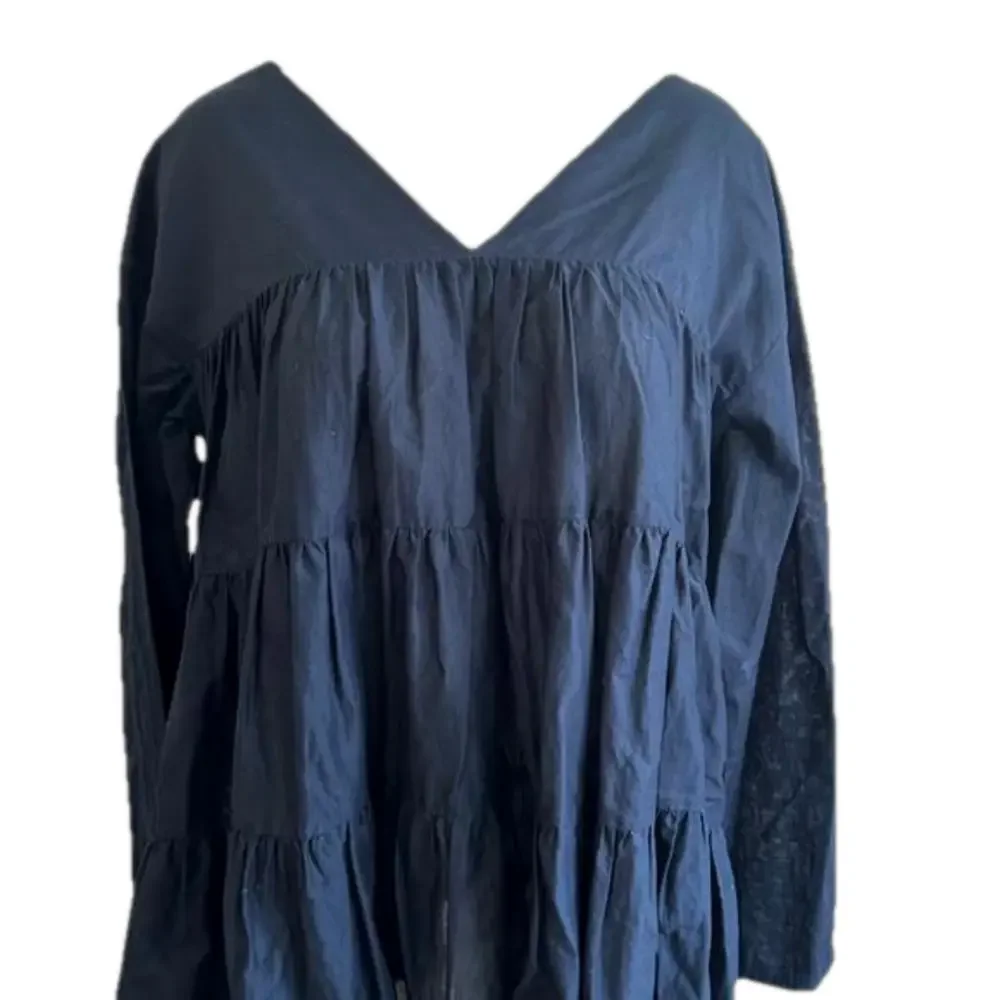 Merlette V front /V back tiered navy blue 100% cotton blouse sz M/L ?